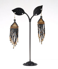 Alternative view of Сережки з бісеру "Чорно-золоті"