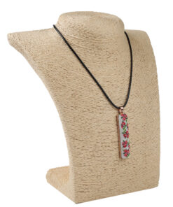 Кулон вишитий "Ніжність"