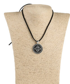 Кулон “Мікровишивка”