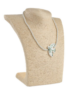 Alternative view of Намисто "Трав'яна ластівка"