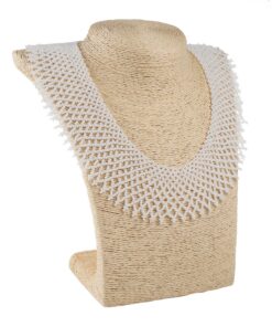 Alternative view of Силянка з бісеру біла